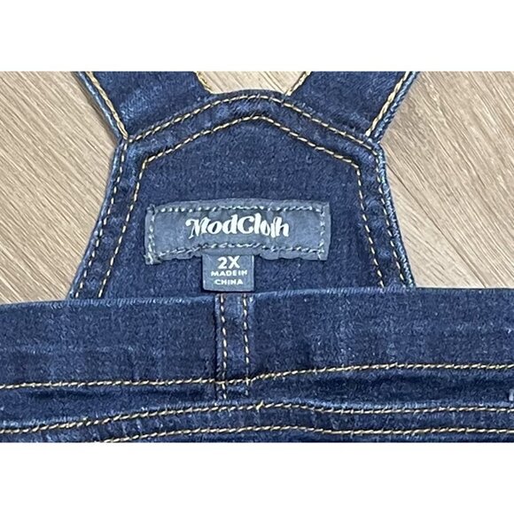 ModCloth Women's 2X Dark Wash Denim Overall Shorts w/Adjustable Straps Casual - Picture 3 of 6